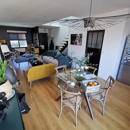 Standing, Calm & Confort. Apartment