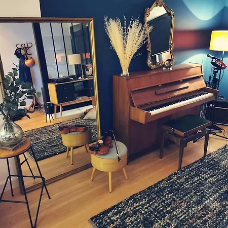 Standing, Calm & Confort.