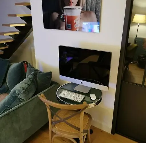 Standing, Calm & Confort. Begles